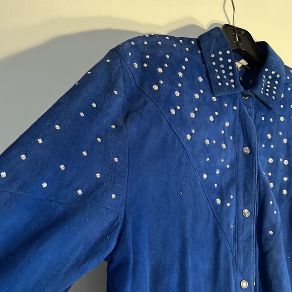 BEDAZZLED SUEDE TOP - Picture 5 of 5